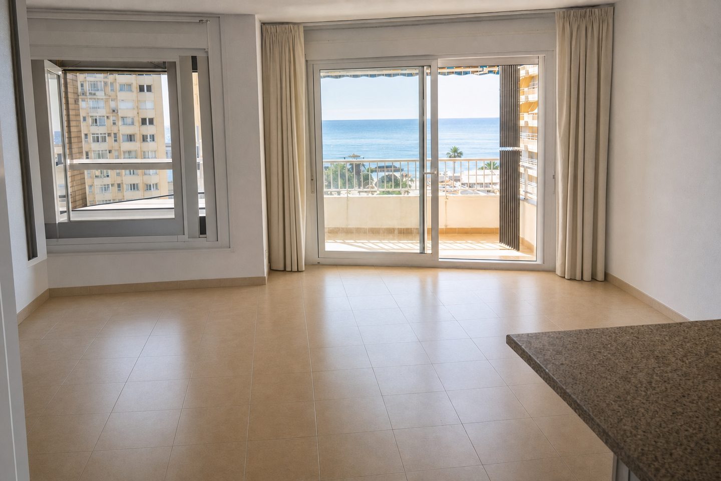 Apartamento junto al mar, Playa de San Juan — Despejado