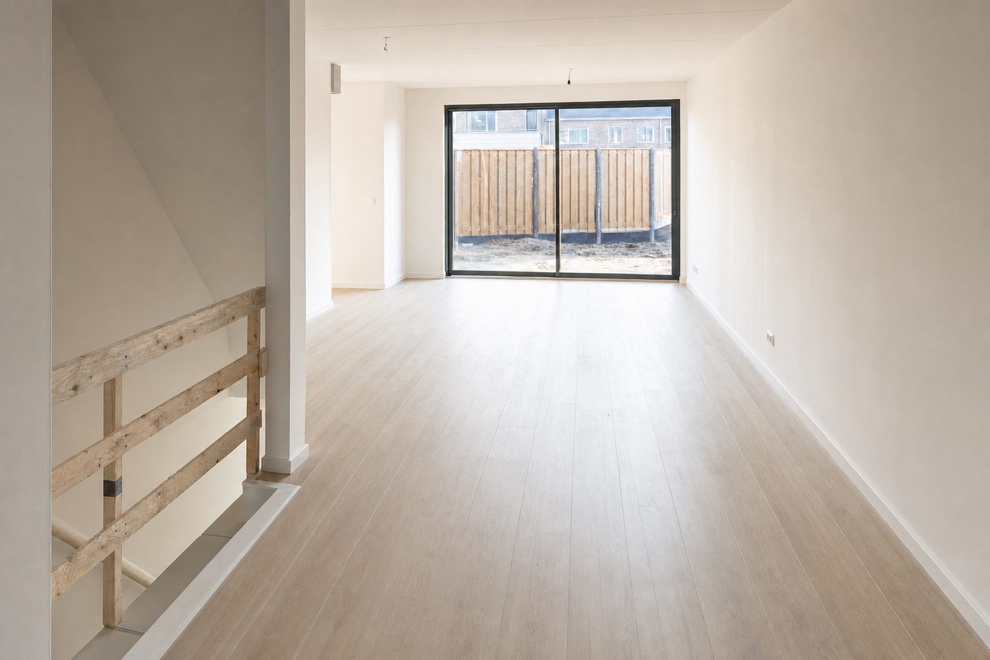 Woonkamer nieuwbouw, Vathorst — Opgeruimd