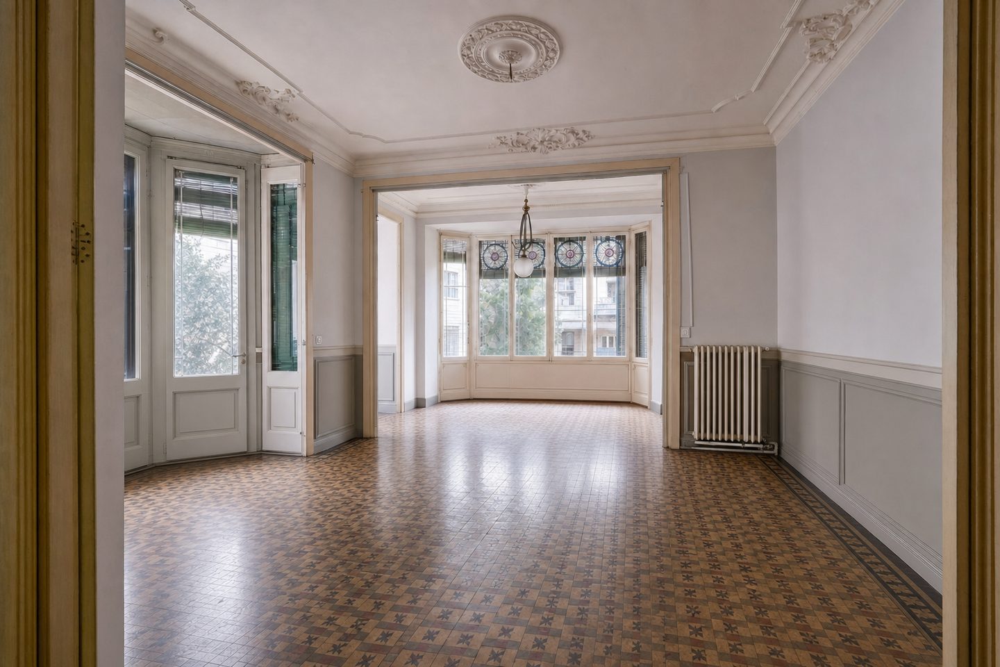 Piso modernista, Eixample — Despejado