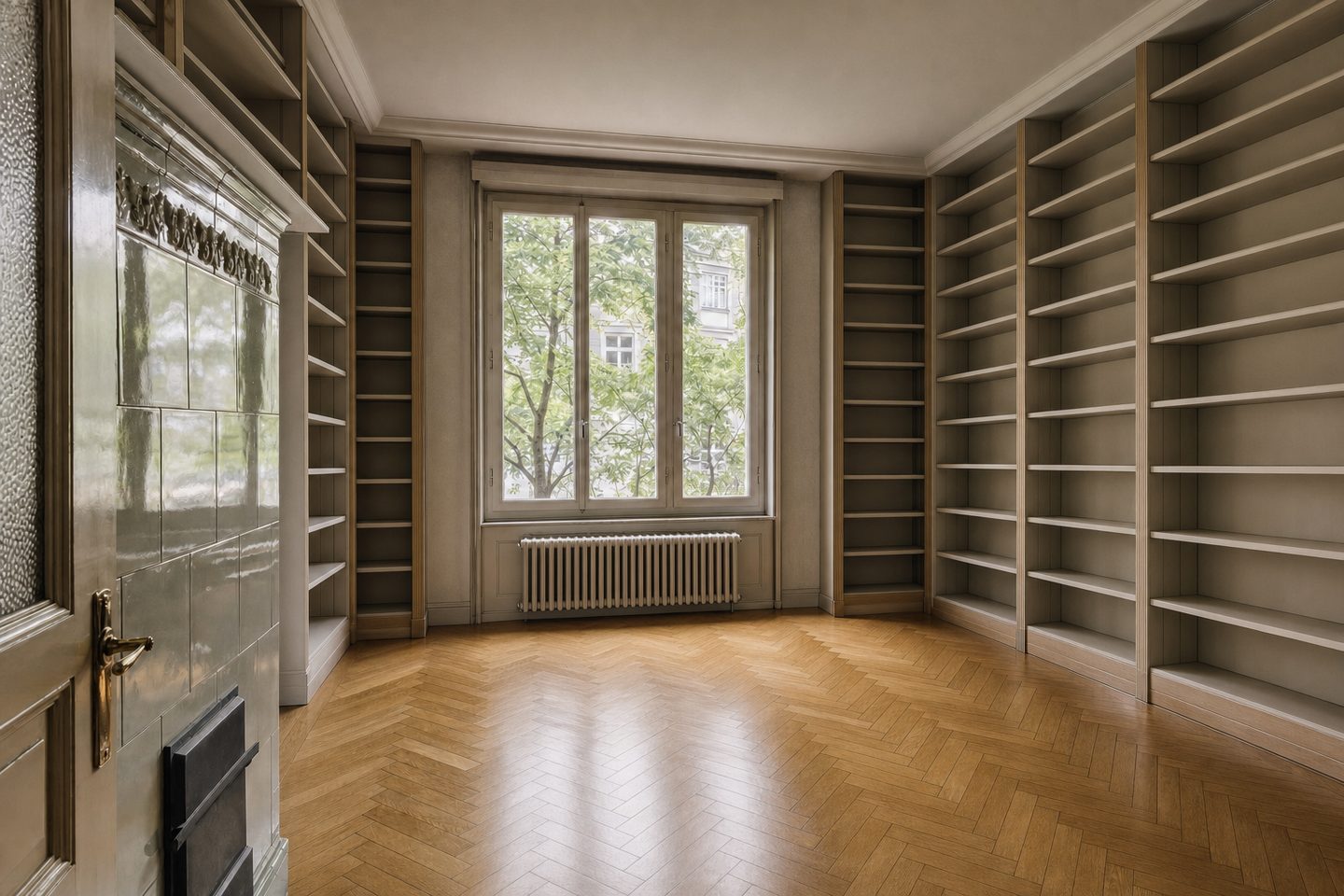 Altbau-Wohnzimmer, Länggasse — Entrümpelt