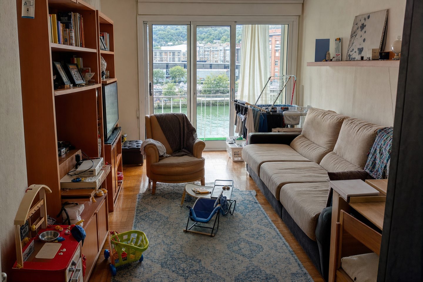 Salón familiar, Deusto — Original