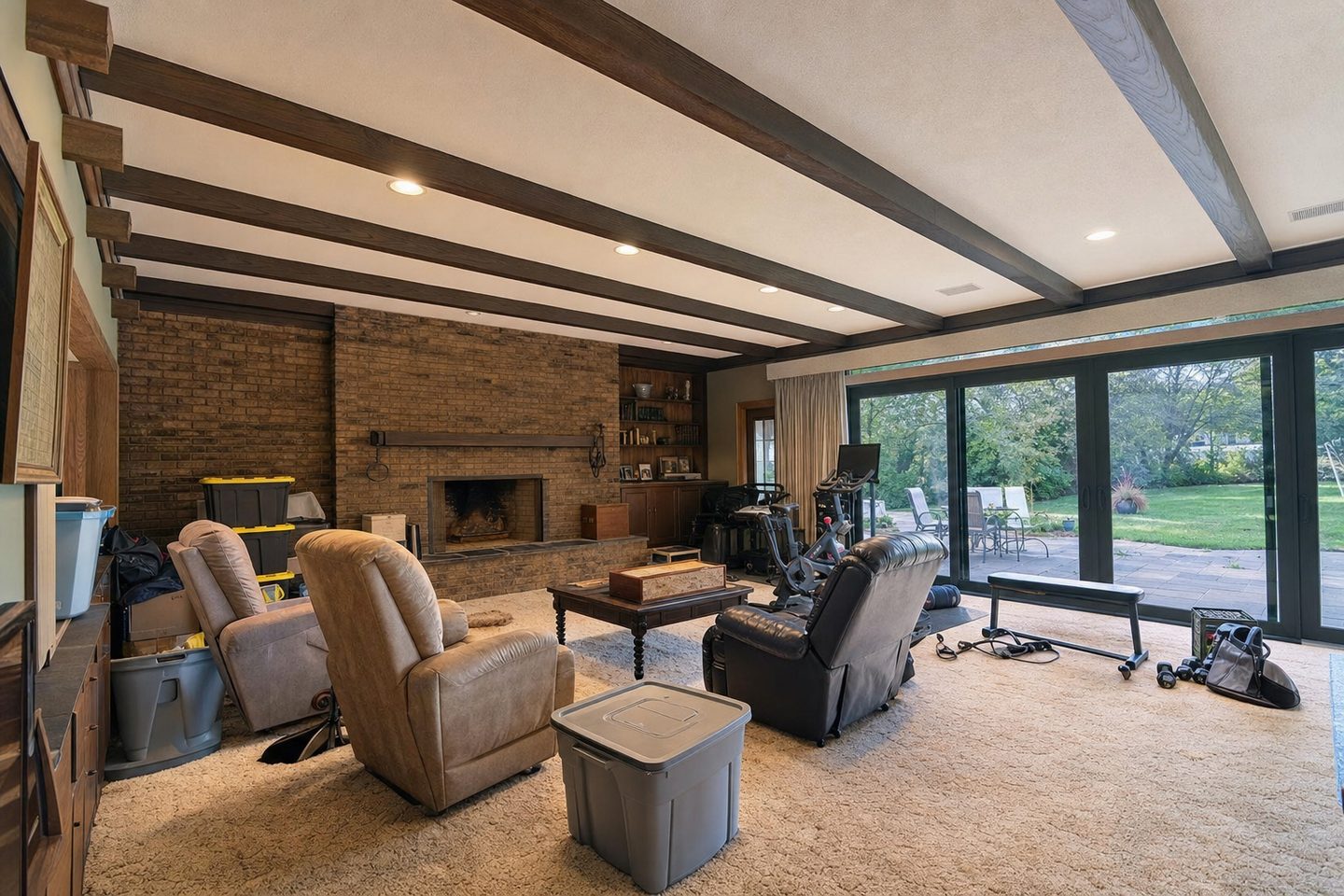 Ranch family room, Preston Hollow — Original