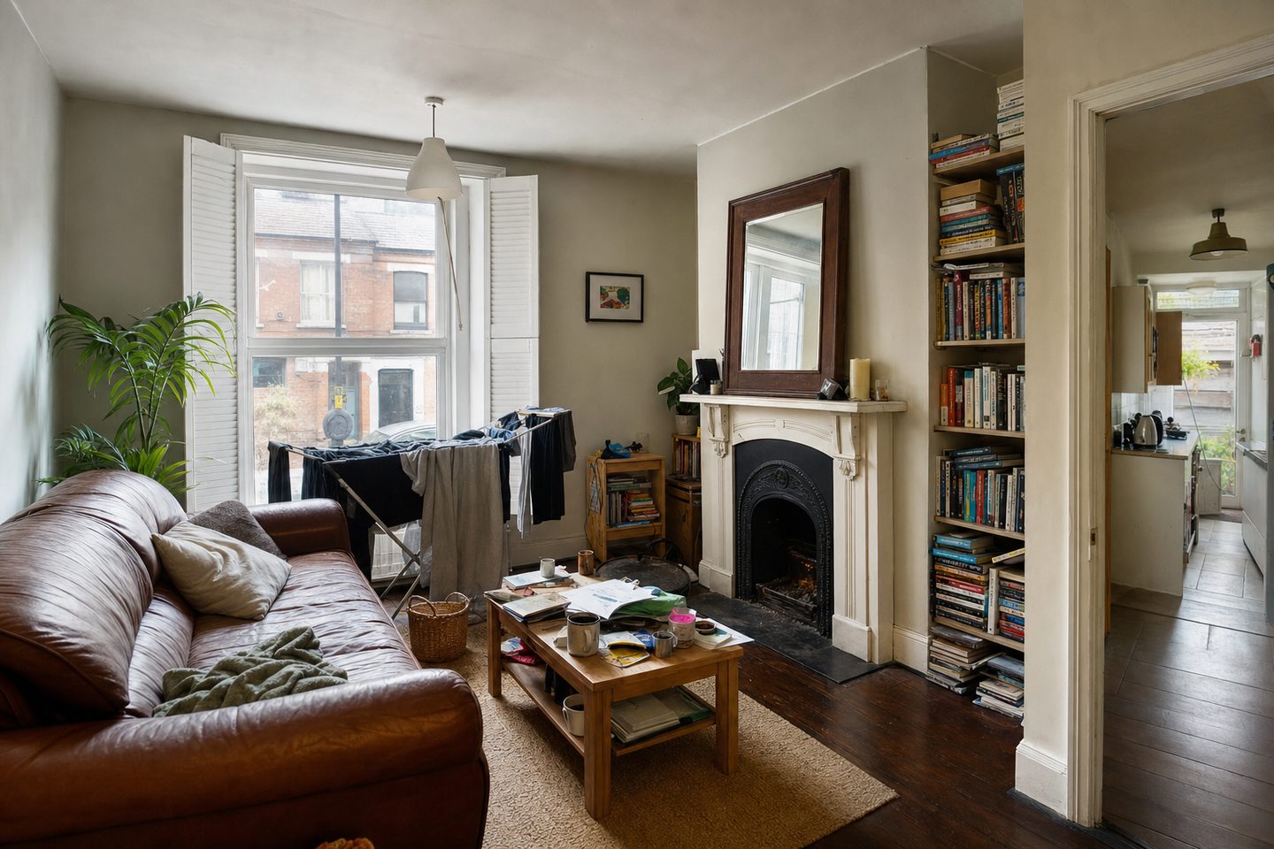 Artisan cottage living room, Stoneybatter — Original