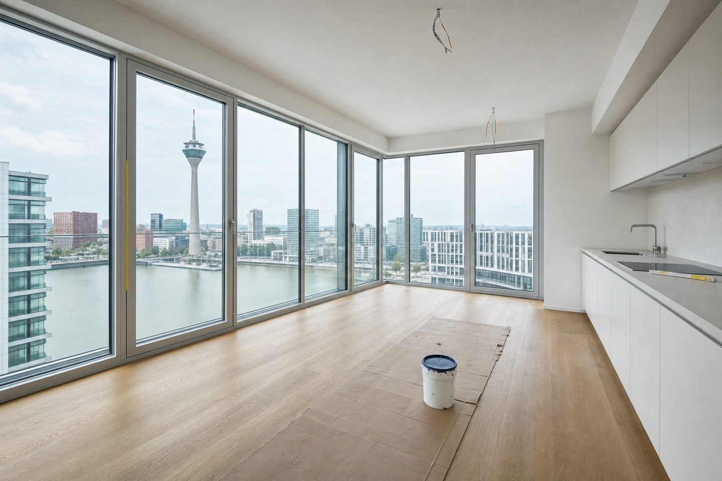 Neubau-Wohnung, Medienhafen — Original