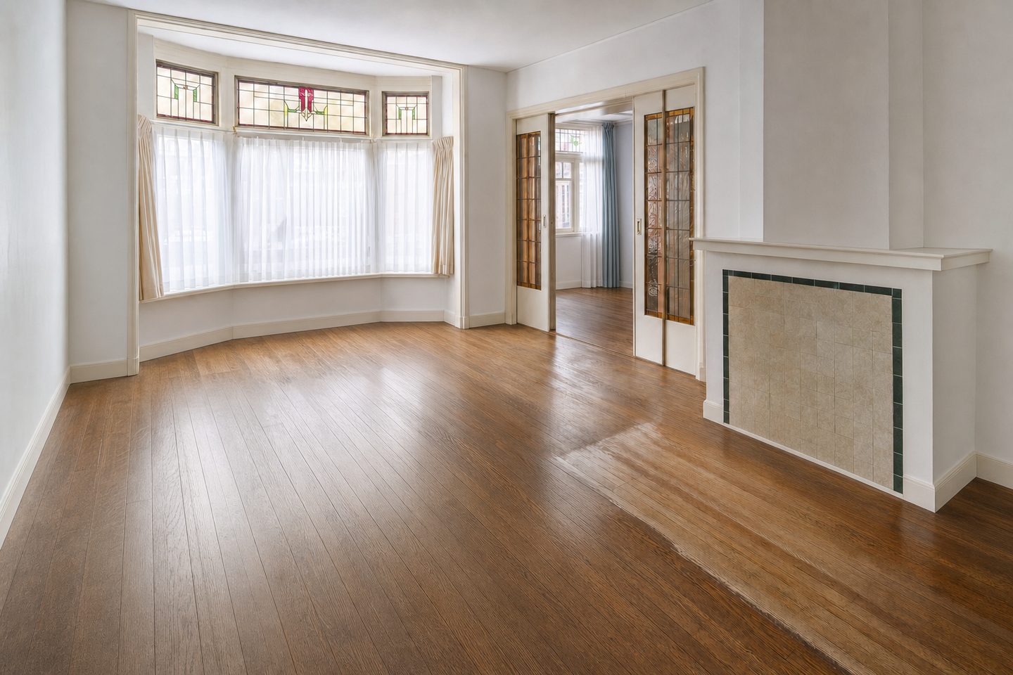 Woonkamer en suite, jaren-30 woning Bomenbuurt — Opgeruimd