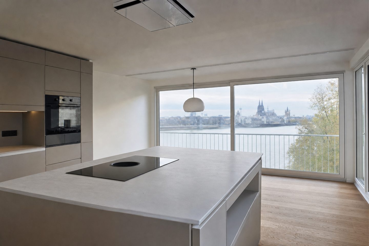 Rheinnahe Neubauwohnung, Deutz — Entrümpelt