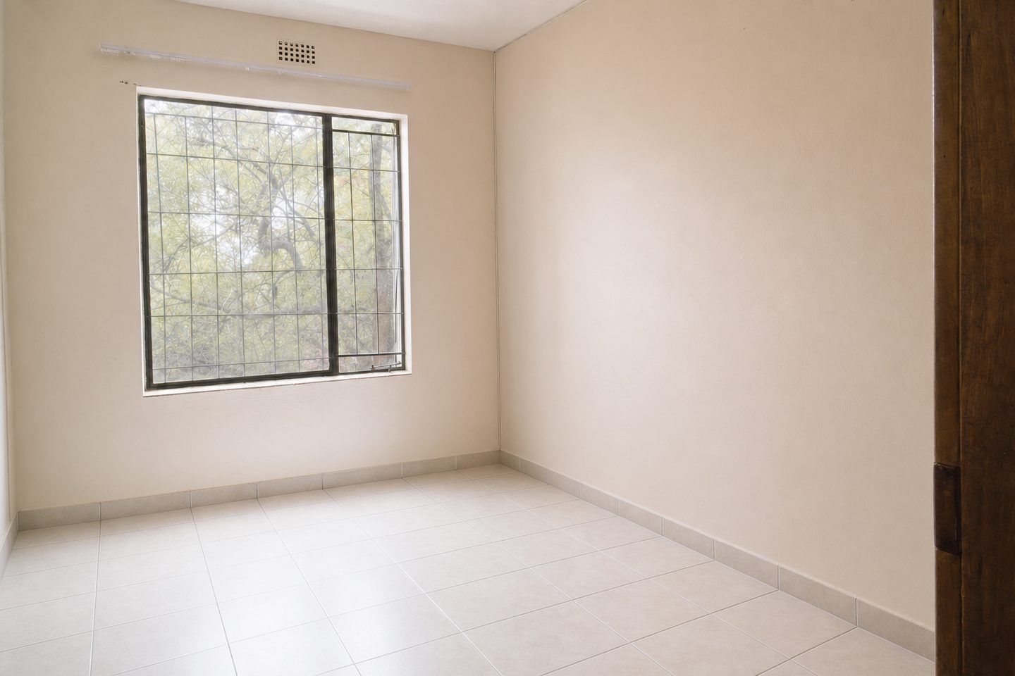 Student flat bedroom, Hatfield — Decluttered