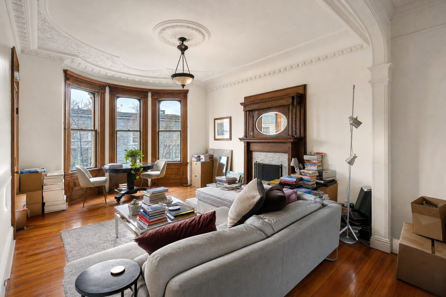Victorian parlor, Noe Valley — Original