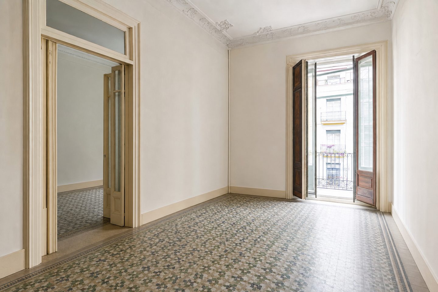 Salón del Eixample, Ruzafa — Despejado