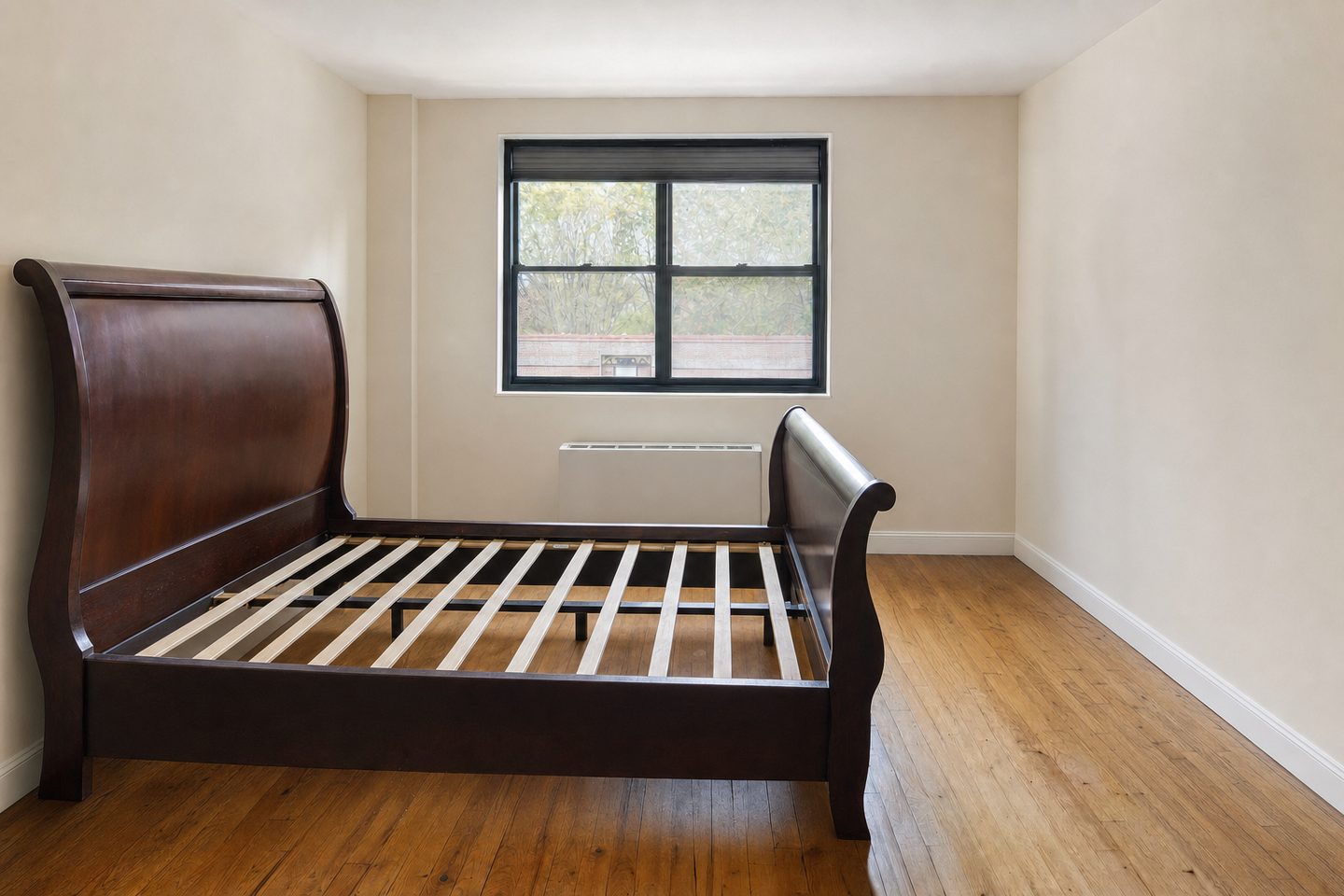 Das Schlafzimmer im modernen Landhausstil — Entrümpelt