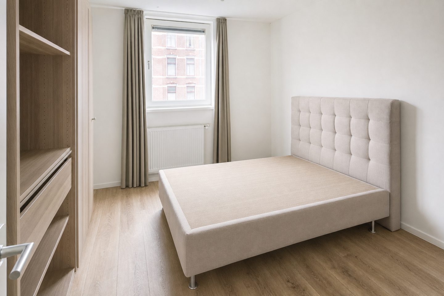 The Japandi bedroom — Decluttered