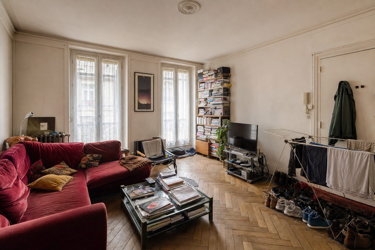 Eine Altbauwohnung mit Fischgrätparkett — Original