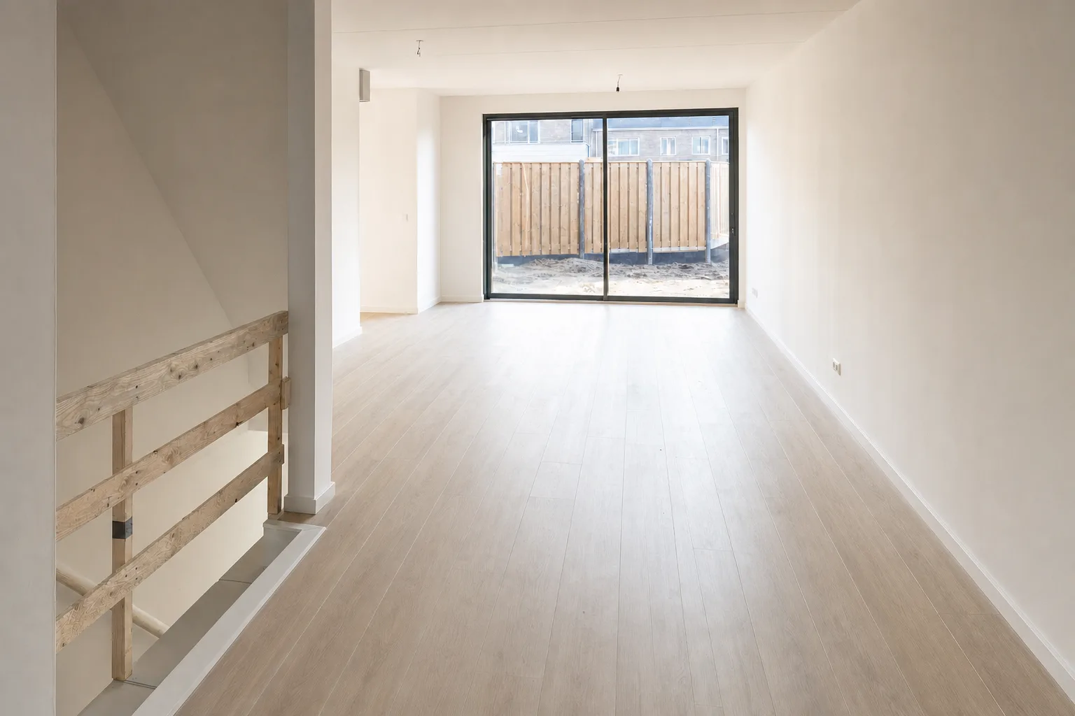 Woonkamer nieuwbouw, Vathorst — Opgeruimd