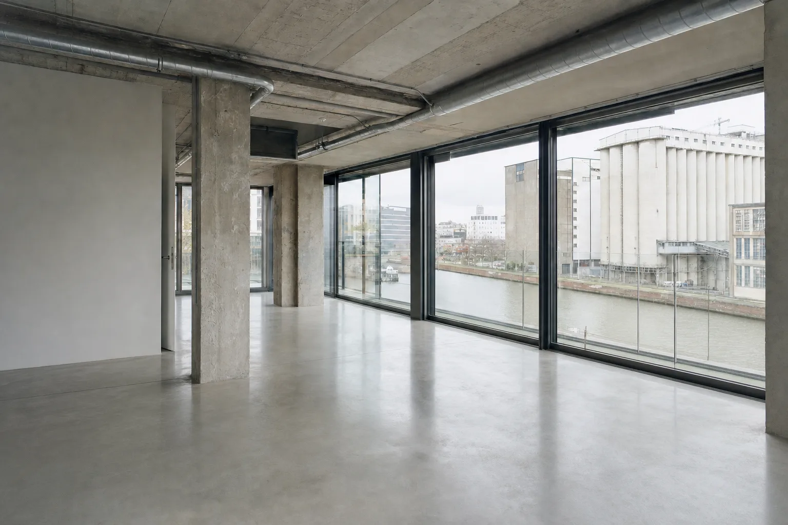 Leefruimte brouwerijloft, Vaartkom — Opgeruimd
