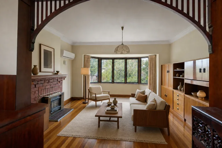Virtual home staging in Melbourne — Californian bungalow lounge room, Camberwell
