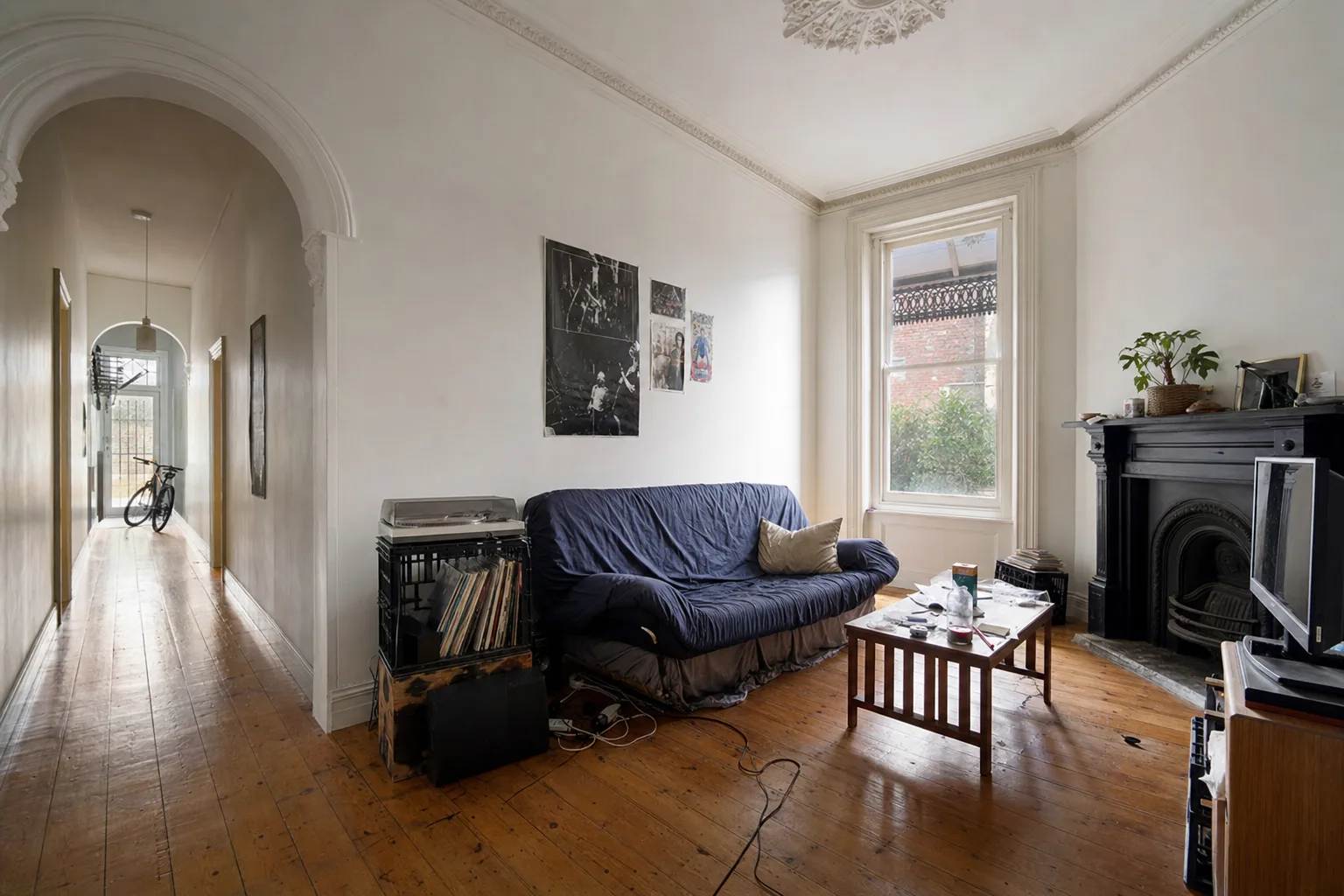 Victorian terrace front room, Fitzroy — Original