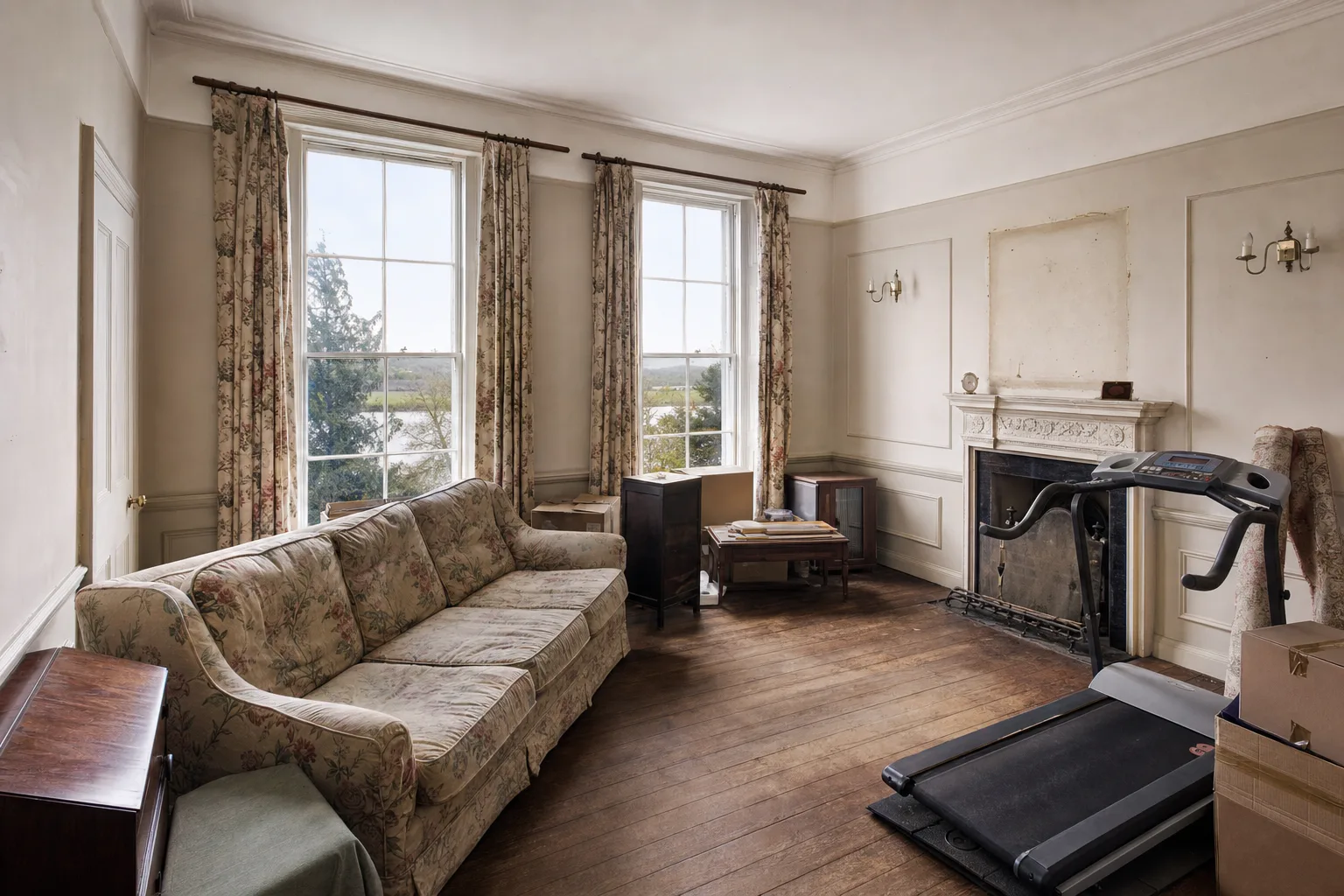 Drawing room of a Georgian townhouse, Richmond Hill — Original