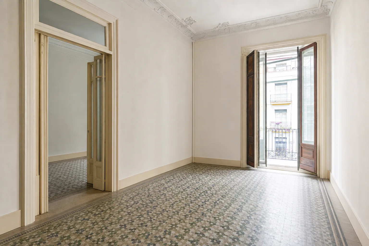 Salón del Eixample, Ruzafa — Despejado